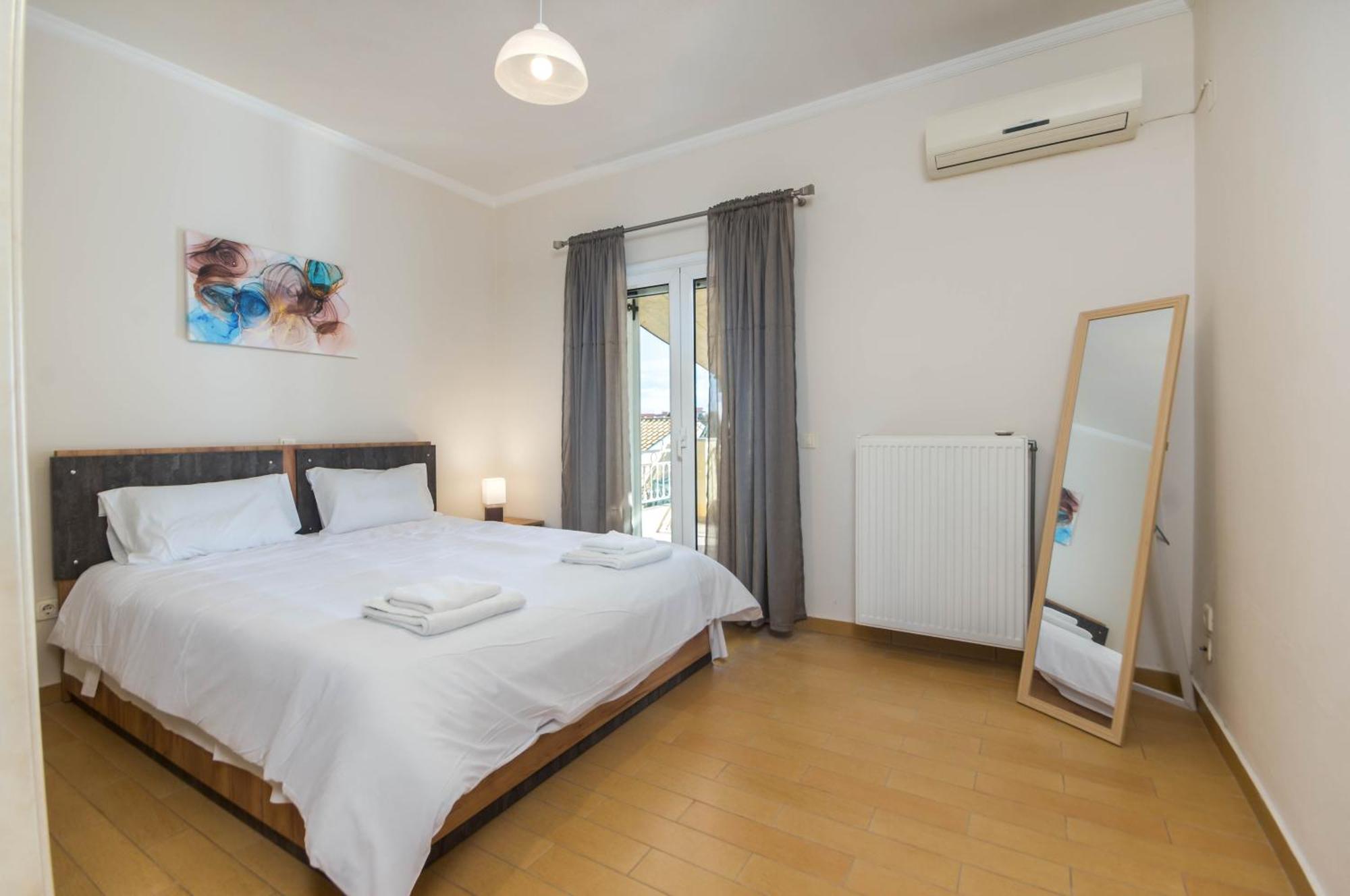 Διωροφη Μεζονετα-2Km Απο Το Κεντρο-Iliana House Apartman Alepú Kültér fotó